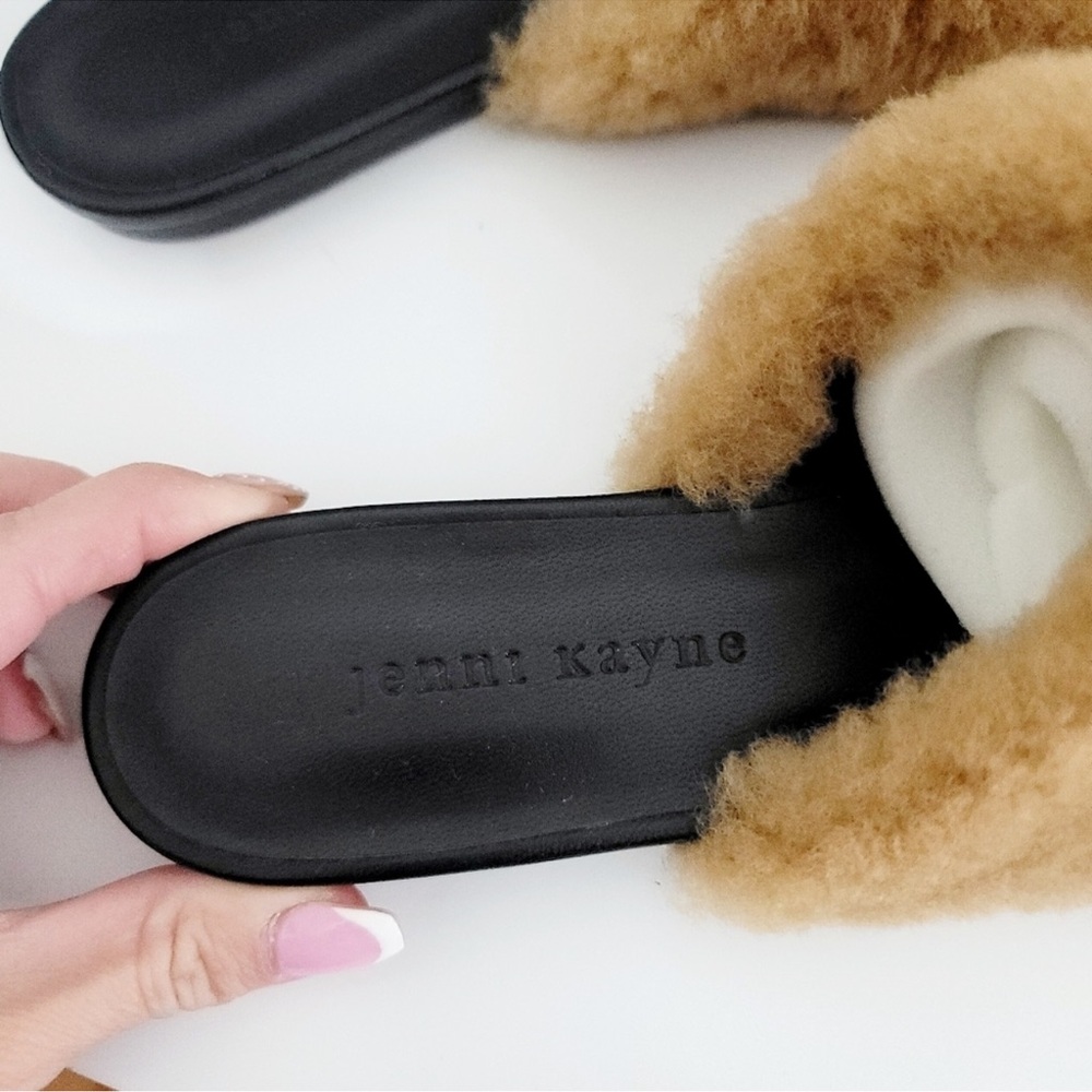 Jenni Kayne shearling mules in natural SIZE 36 NWT
Made in Italy - Picture 7 of 7